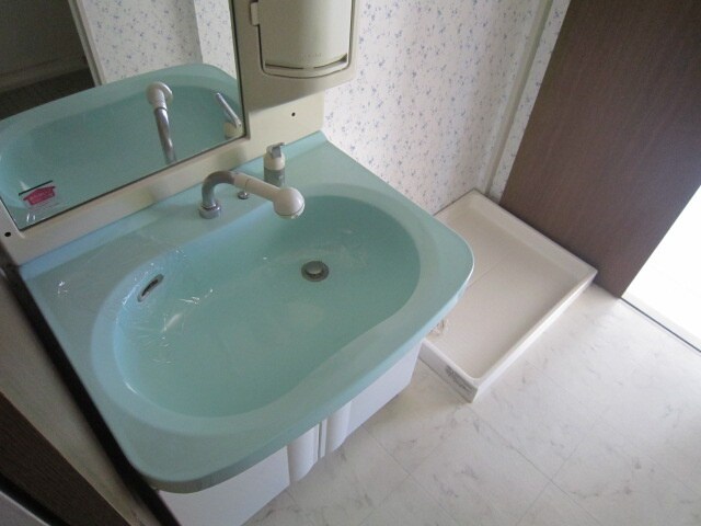 物件内観写真12　(洗面)