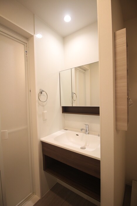 物件内観写真11　(洗面)