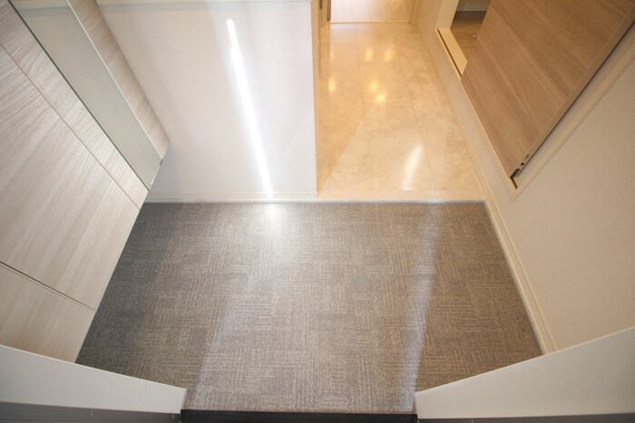 物件内観写真17　(玄関)