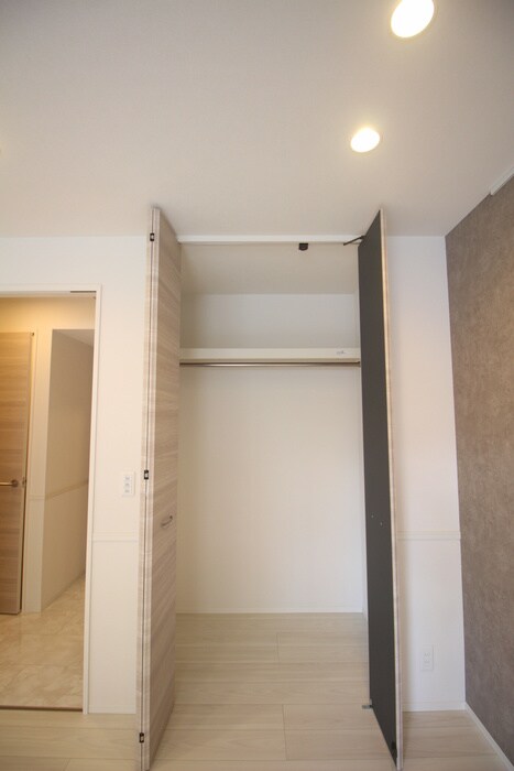 物件内観写真18　(収納)