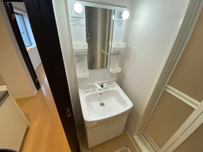 物件内観写真10　(洗面)