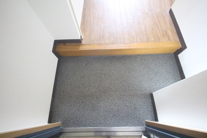 物件内観写真16　(玄関)