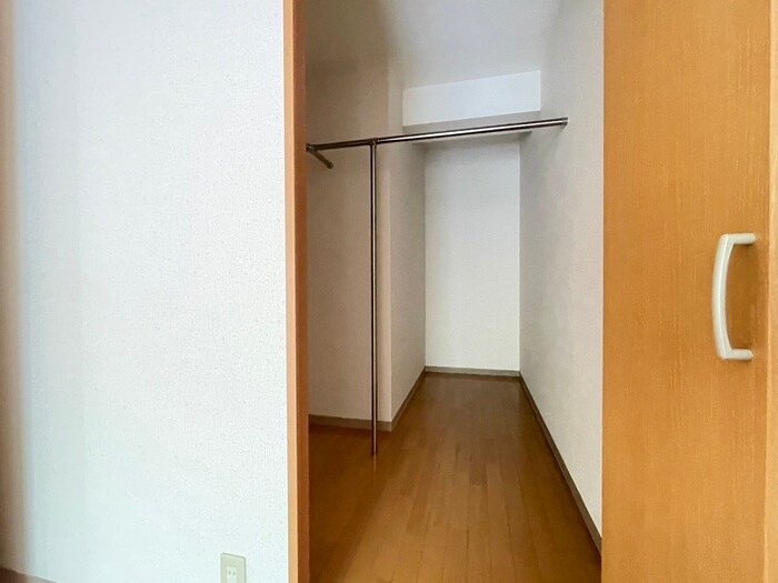 物件内観写真9　(収納)