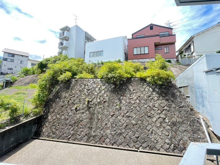 物件内観写真15　(室内からの展望)