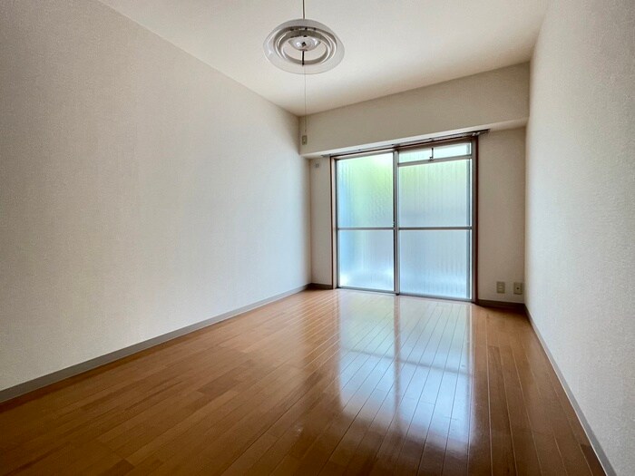 物件内観写真16　(居室)