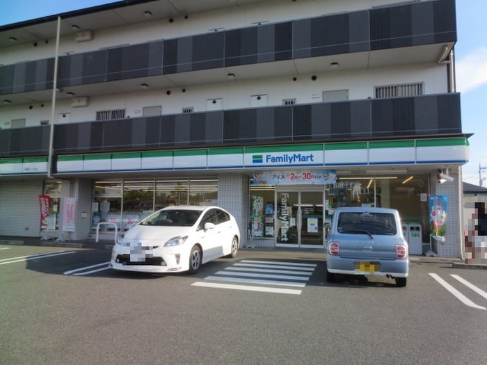 ファミリーマート東春田一丁目店