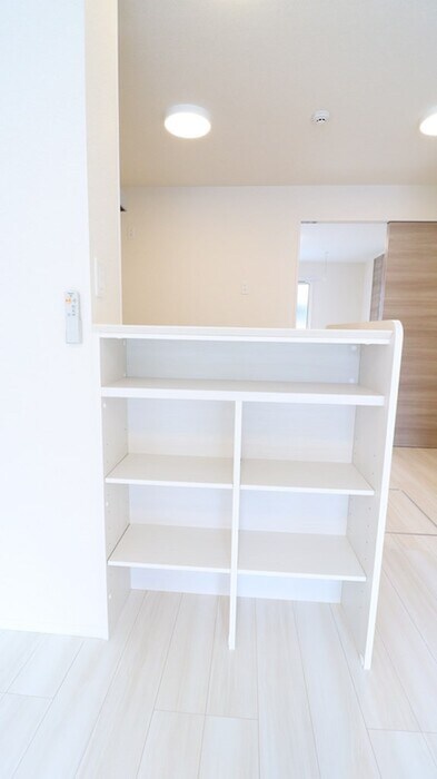 物件内観写真10　(収納)