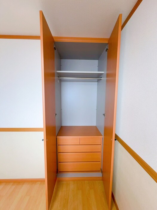 物件内観写真16　(収納)