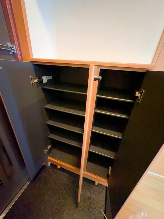 物件内観写真18　(靴箱)