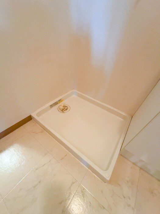 物件内観写真21　(洗濯機置場)