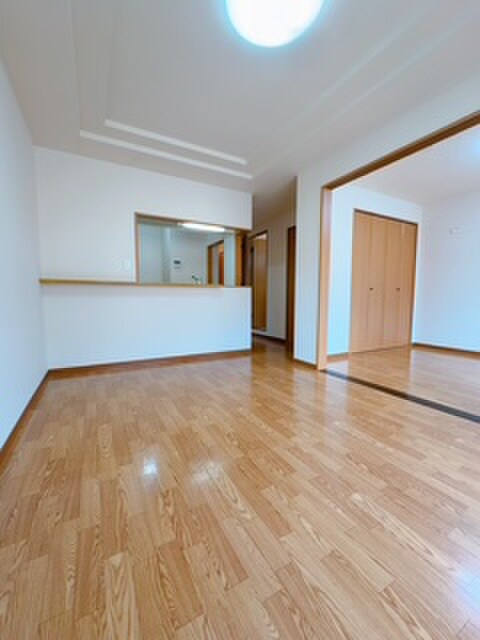 物件内観写真9　(居室)