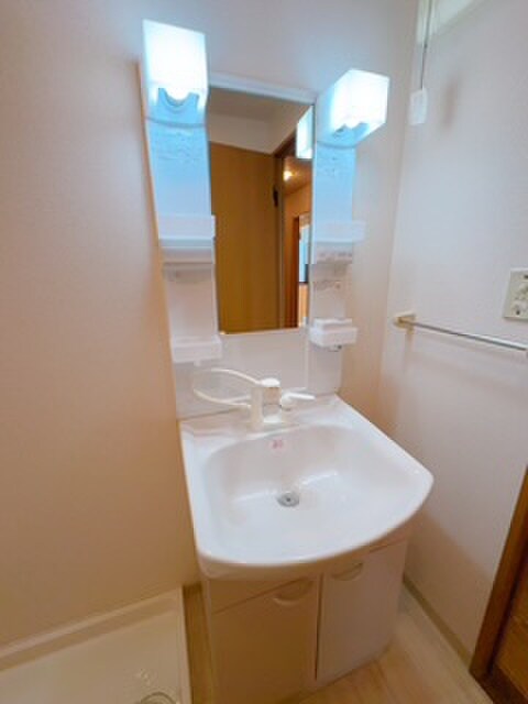物件内観写真14　(洗面)