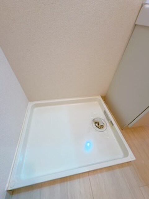 物件内観写真21　(洗濯機置場)