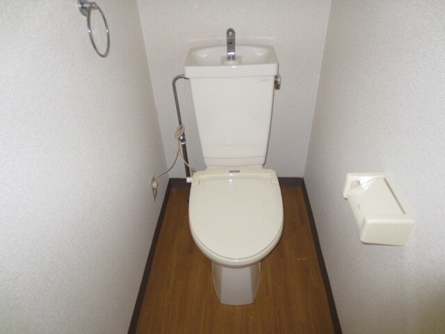 物件内観写真14　(トイレ)