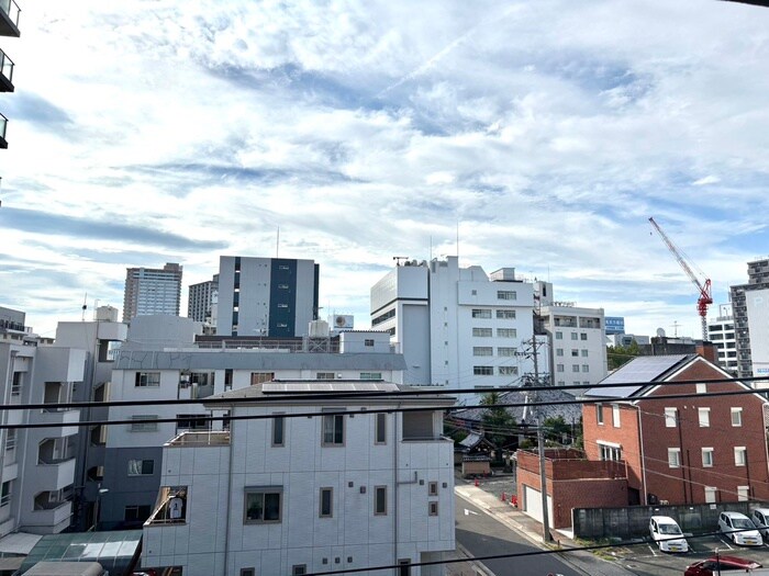 物件内観写真17　(室内からの展望)