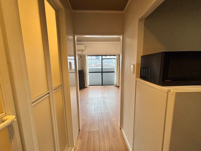 物件内観写真21　(廊下)