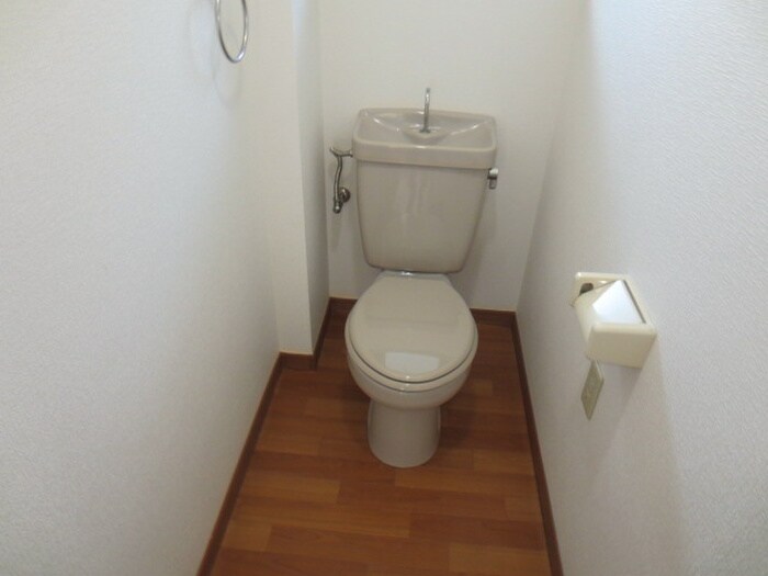 物件内観写真12　(トイレ)