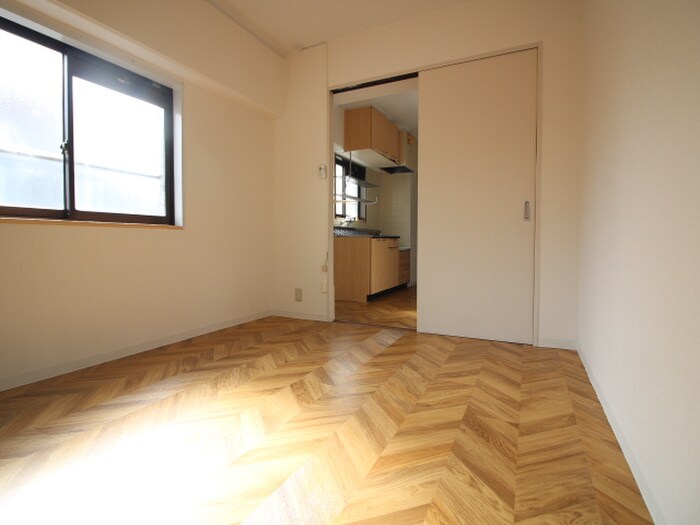 物件内観写真5　(居室)