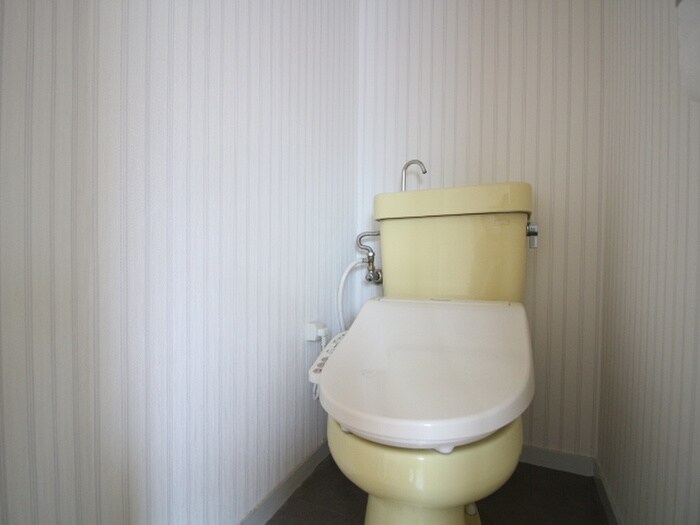 物件内観写真9　(トイレ)