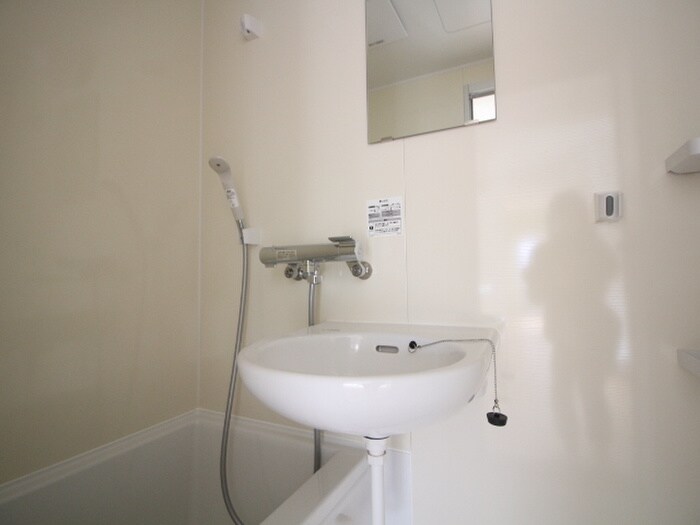 物件内観写真10　(洗面)