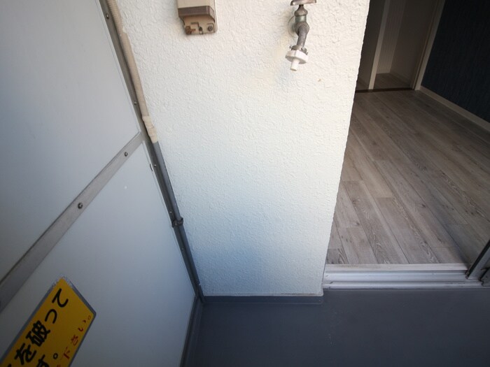 物件内観写真15　(洗濯機置場)