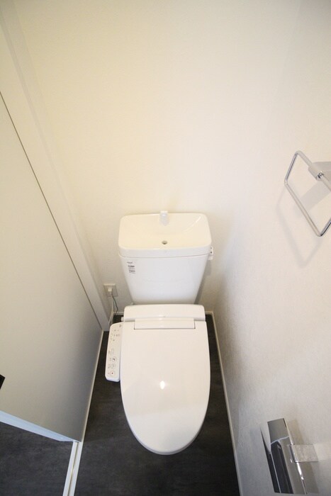 物件内観写真11　(トイレ)