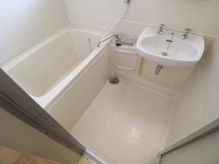 物件内観写真11　(バス／シャワールーム等)