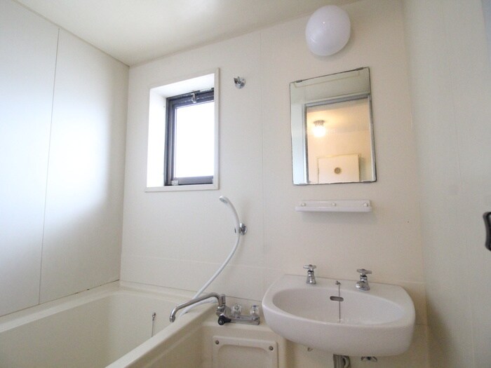 物件内観写真12　(洗面)