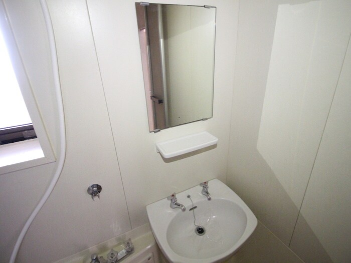 物件内観写真16　(洗面)