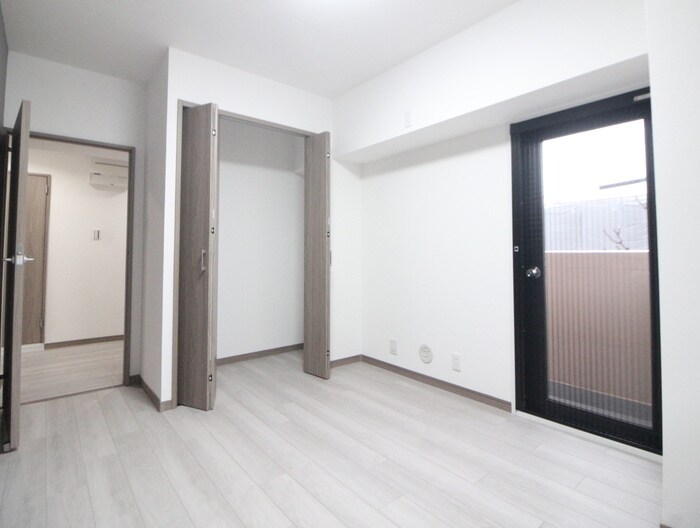 物件内観写真11　(居室)