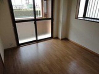 物件内観写真5　(居室)