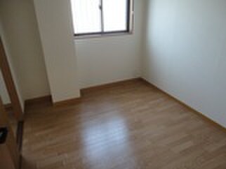 物件内観写真6　(居室)