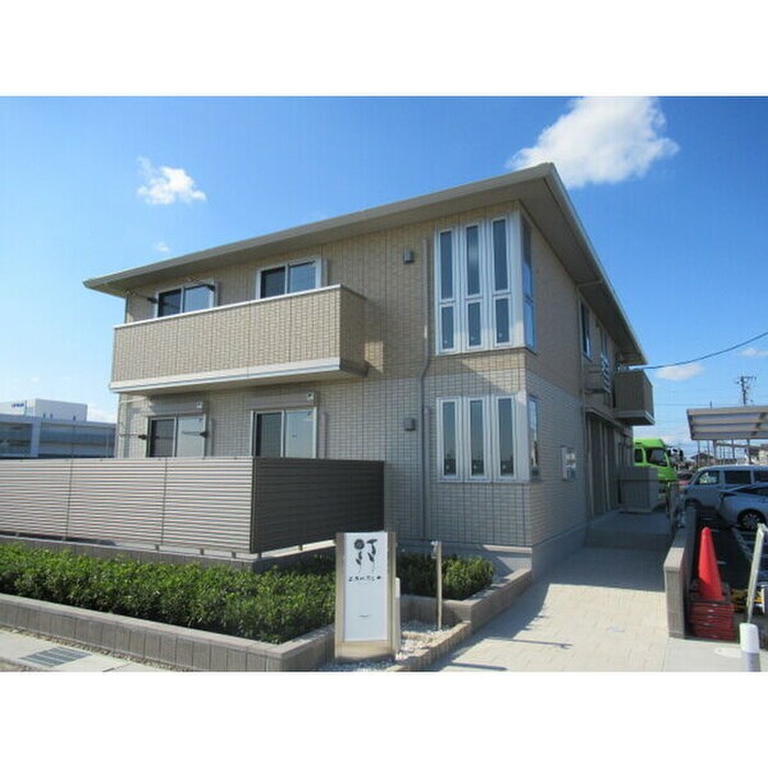 物件外観写真1　(外観写真)