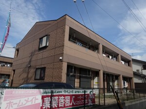 ロスロリエンＢ棟外観写真