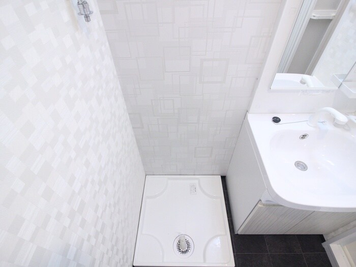 物件内観写真13　(洗濯機置場)