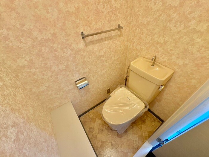 物件内観写真12　(トイレ)