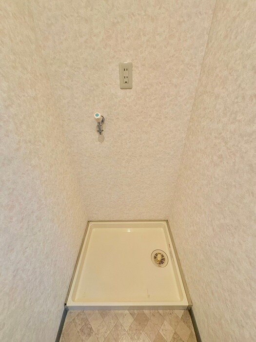 物件内観写真13　(洗濯機置場)