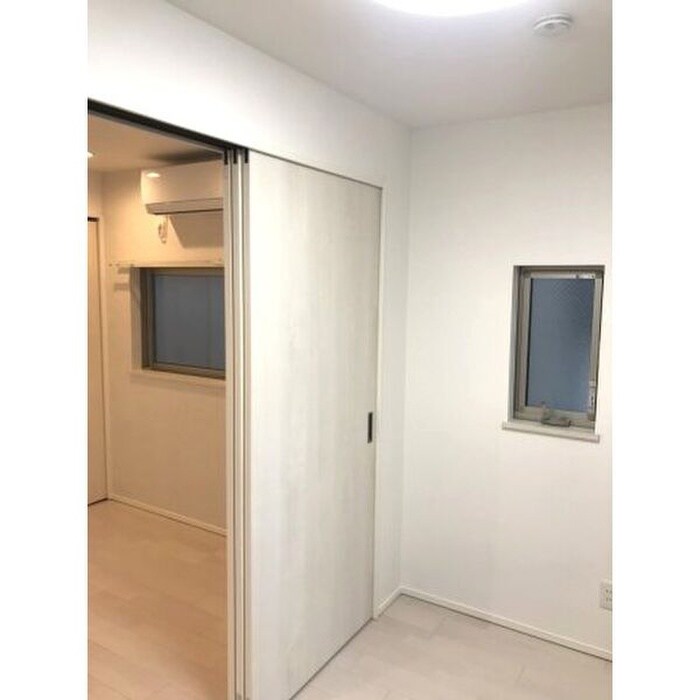 物件内観写真14　(居室)