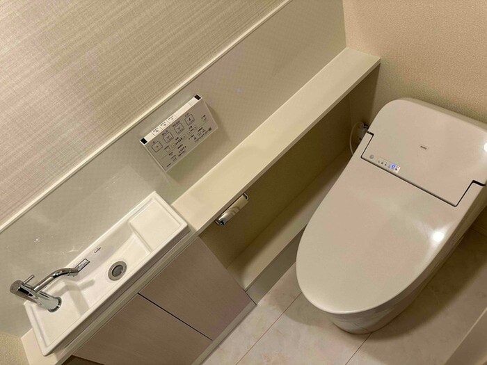 物件内観写真7　(トイレ)