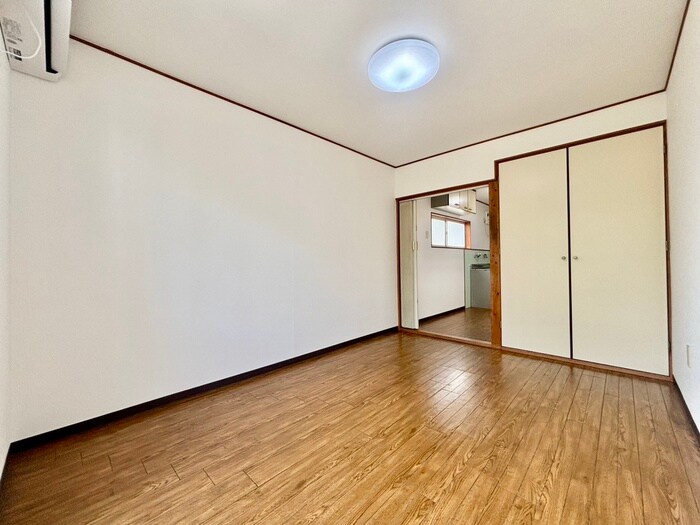 物件内観写真5　(居室)