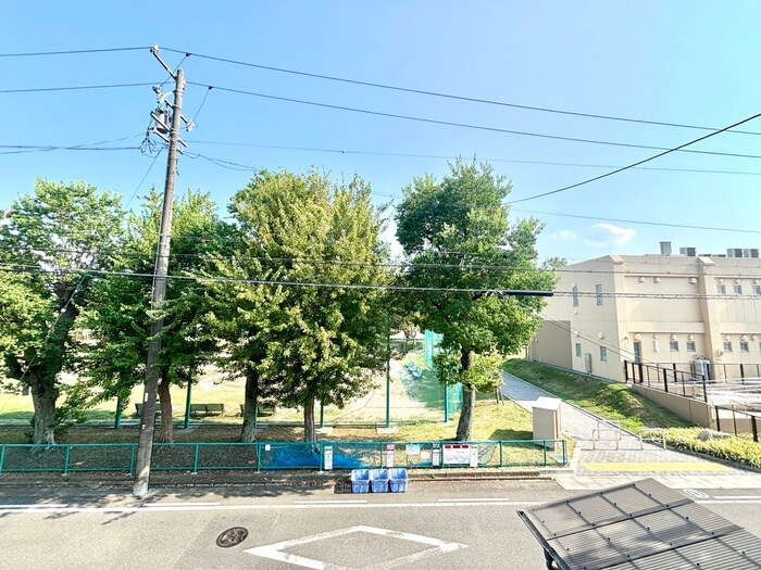 物件内観写真19　(室内からの展望)