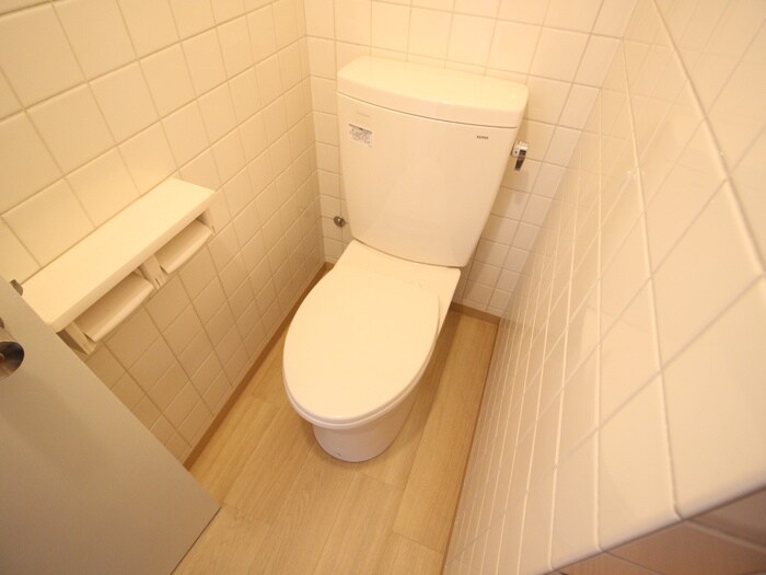物件内観写真11　(トイレ)