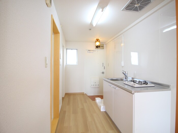 物件内観写真20　(廊下)