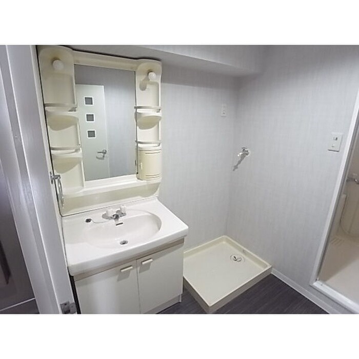 物件内観写真13　(洗面)