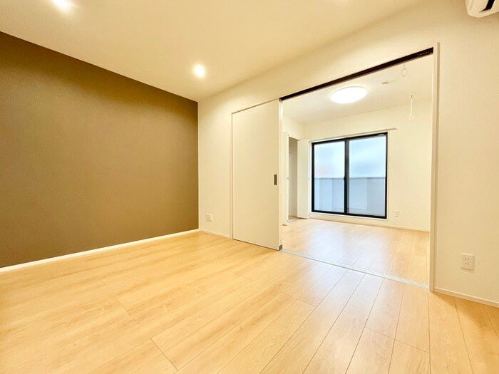 物件内観写真9　(居室)