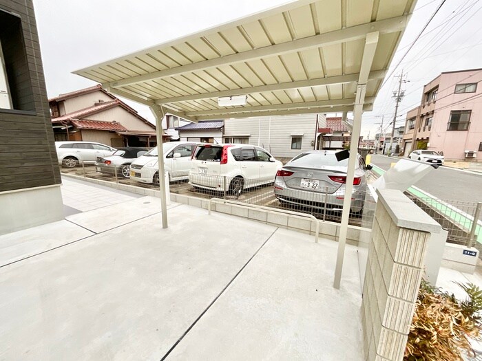 物件外観写真5　(駐輪場)