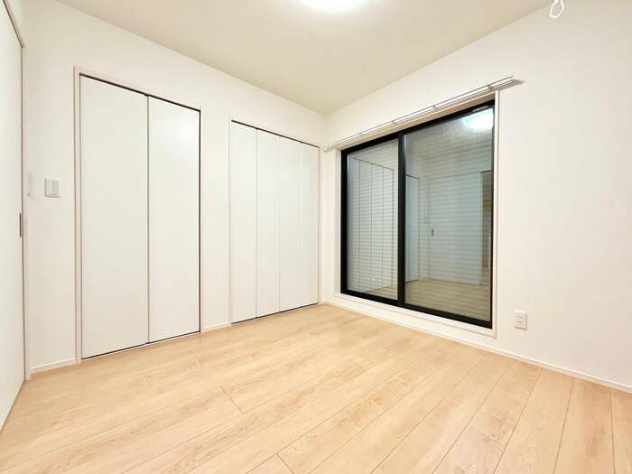 物件内観写真10　(居室)