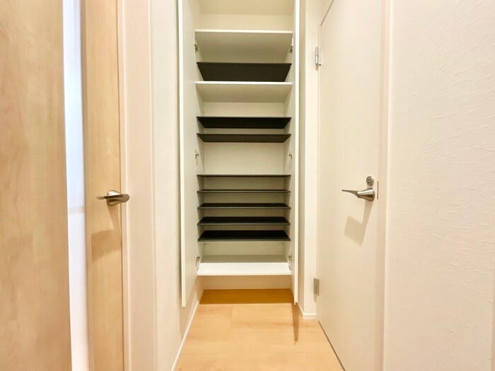 物件内観写真17　(靴箱)