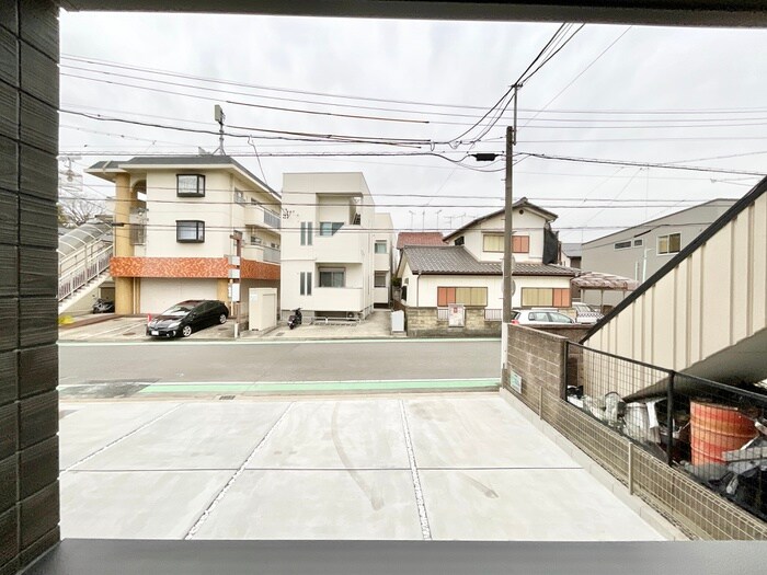 物件内観写真22　(室内からの展望)