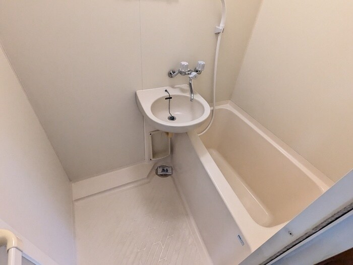 物件内観写真12　(バス／シャワールーム等)